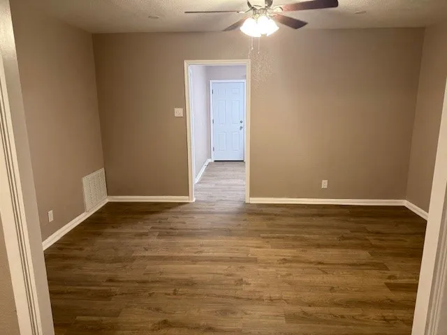 $1,000 | 528 West Lee Avenue, Kingsville, TX 78363