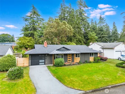 $589,950 | 30032 5th Avenue Southwest, Federal Way, WA 98023