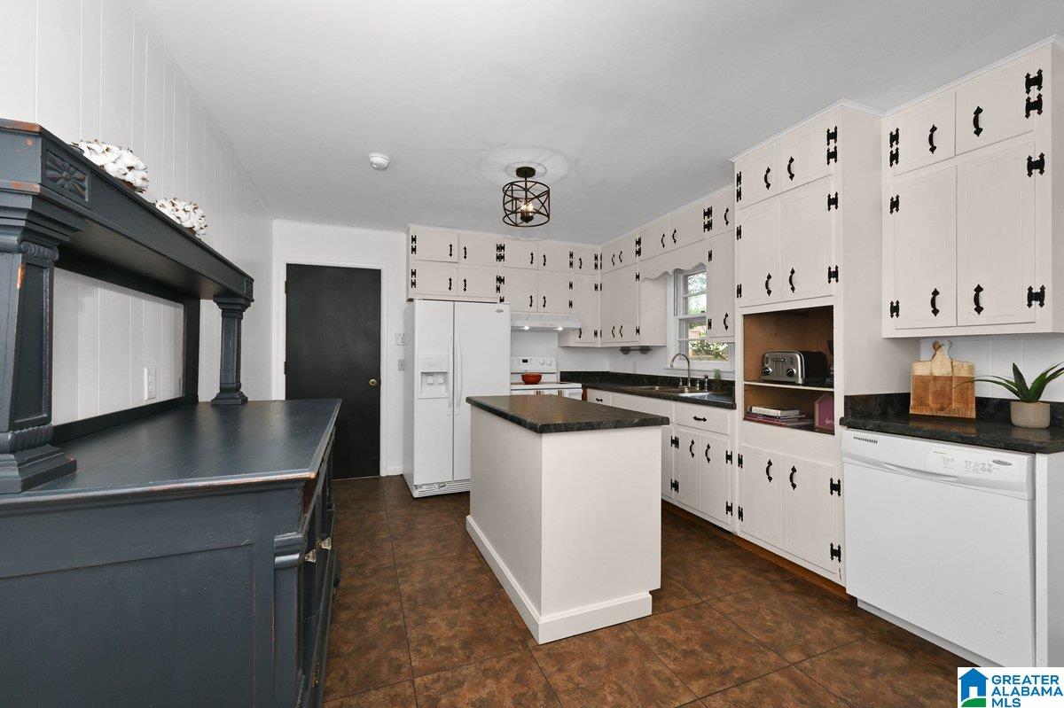 1546 Convent Road Northeast Cullman, AL 35055 - Photo 5 of 19