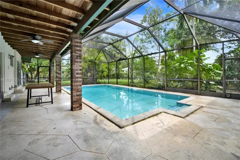a view of outdoor space