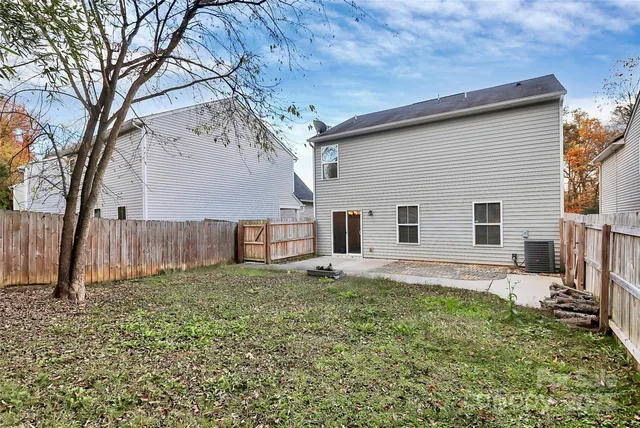 $425,000 | 1619 Hooper Court, Charlotte, NC 28212