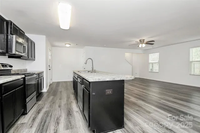 $425,000 | 1619 Hooper Court, Charlotte, NC 28212