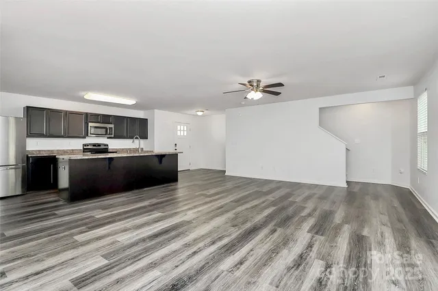 $425,000 | 1619 Hooper Court, Charlotte, NC 28212