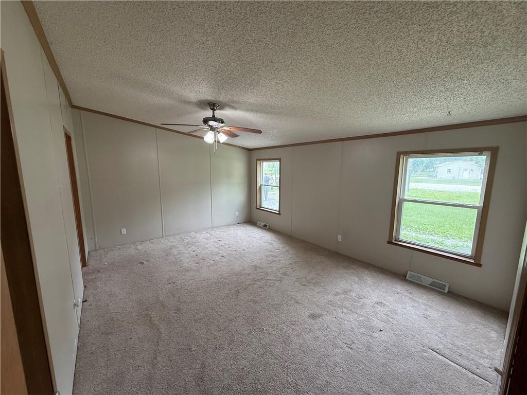 18505 East Truman Road Independence, MO 64057 - Photo 5 of 25