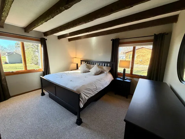 $180,000 | 2450 Douglas Street, Windom, MN 56101