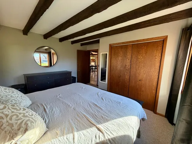 $180,000 | 2450 Douglas Street, Windom, MN 56101