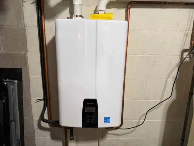 $180,000 | 2450 Douglas Street, Windom, MN 56101