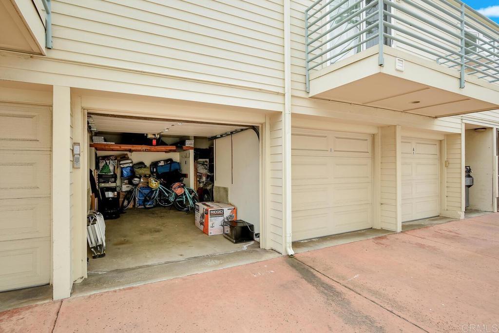7585 Eads Avenue, Unit C La Jolla, CA 92037 - Photo 26 of 29 a view of a garage