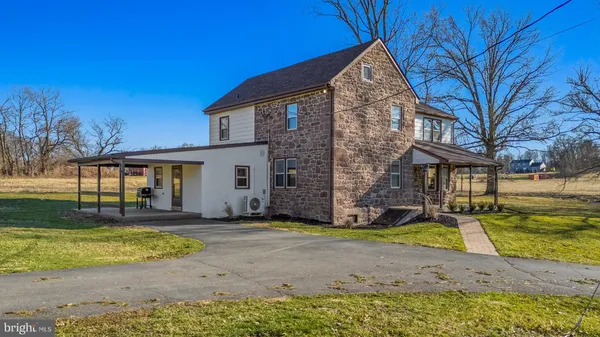 $839,000 | 527 Bethel Church Road, Spring City, PA 19475