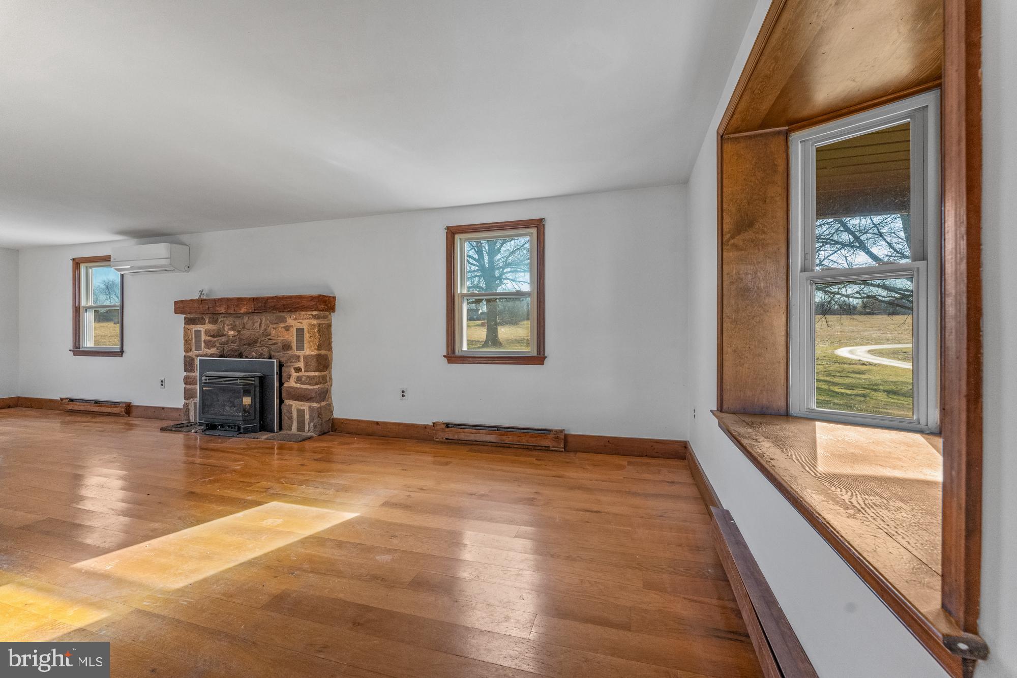 527 Bethel Church Road Spring City, PA 19475 - Photo 9 of 55