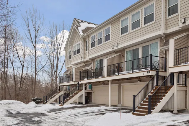 $280,000 | 4675 Victor Path, Unit 5, Hugo, MN 55038