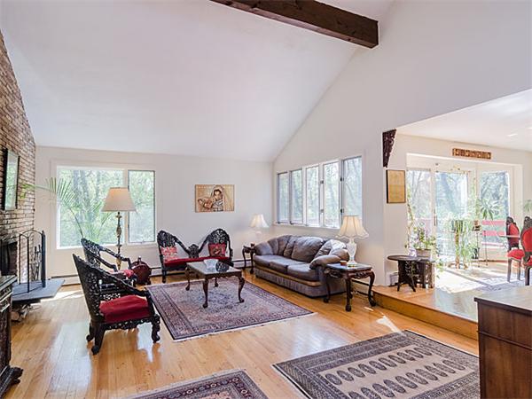 104 Woodfall Road Belmont, MA 02478 - Photo 3 of 24 Gallery Image 3