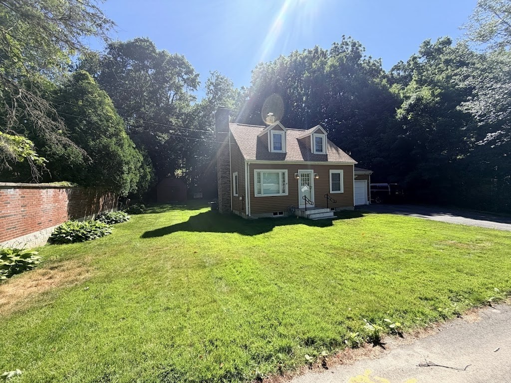 116 Derby Dingle Springfield, MA 01107 - Photo 2 of 31