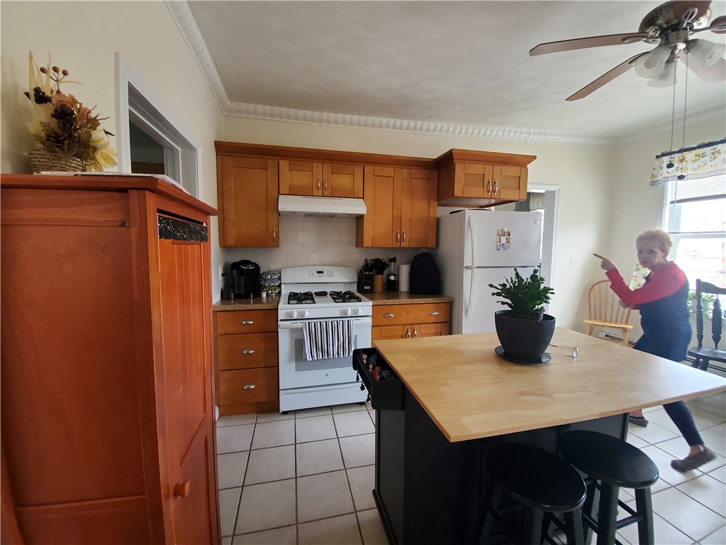 103 Hamlet Avenue Woonsocket, RI 02895 - Photo 17 of 50