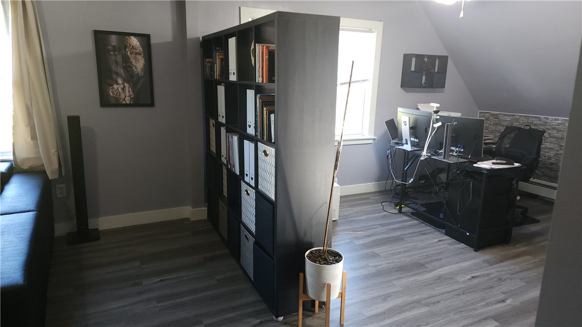 103 Hamlet Avenue Woonsocket, RI 02895 - Photo 26 of 50