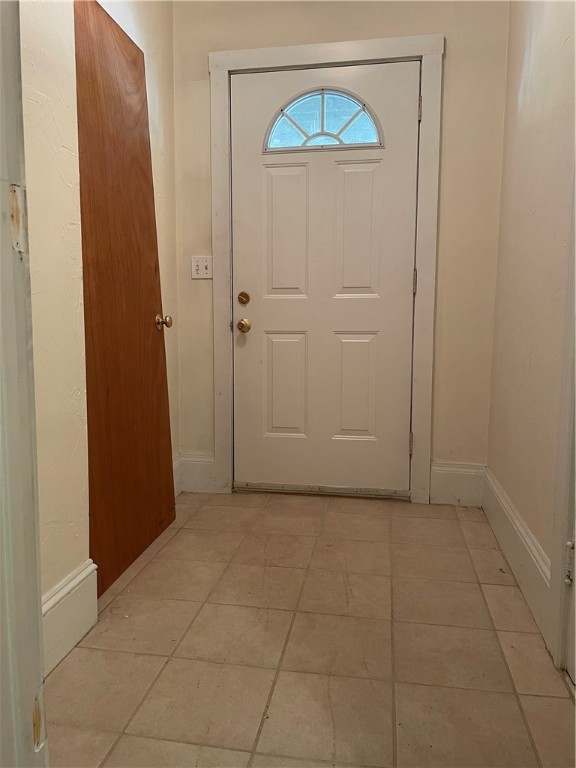 103 Hamlet Avenue Woonsocket, RI 02895 - Photo 38 of 50