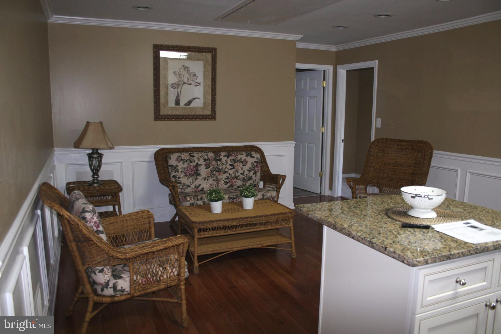 1713 Langley Road Baltimore, MD 21221 - Photo 7 of 28 Family Room
