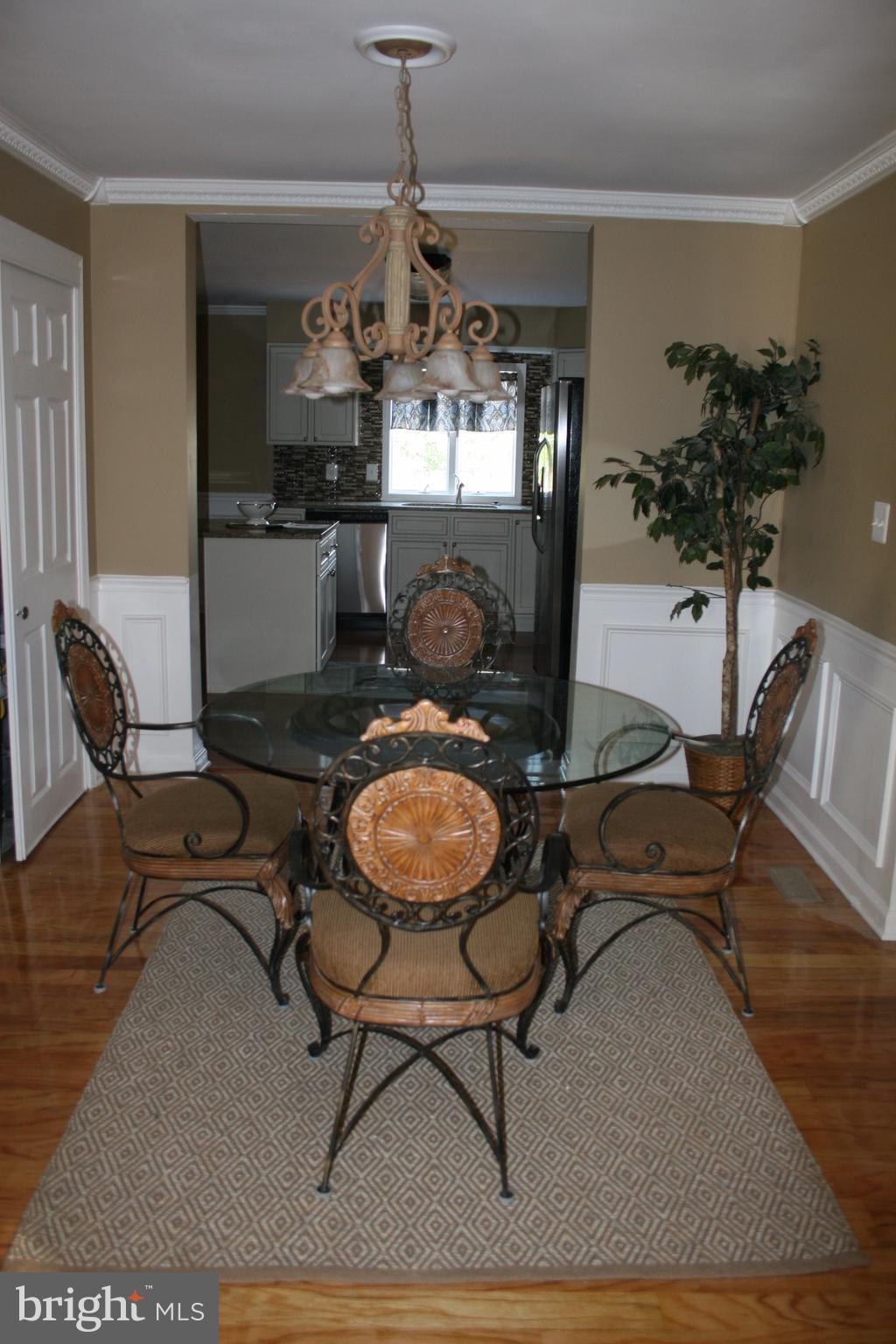 1713 Langley Road Baltimore, MD 21221 - Photo 9 of 28 Dining Room