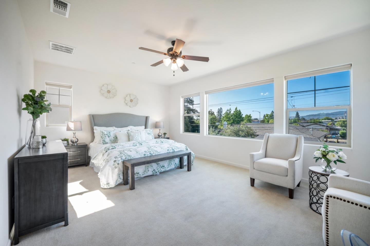 712 Baxter Way Gilroy, CA 95020 - Photo 22 of 37 a living room with furniture and a large window