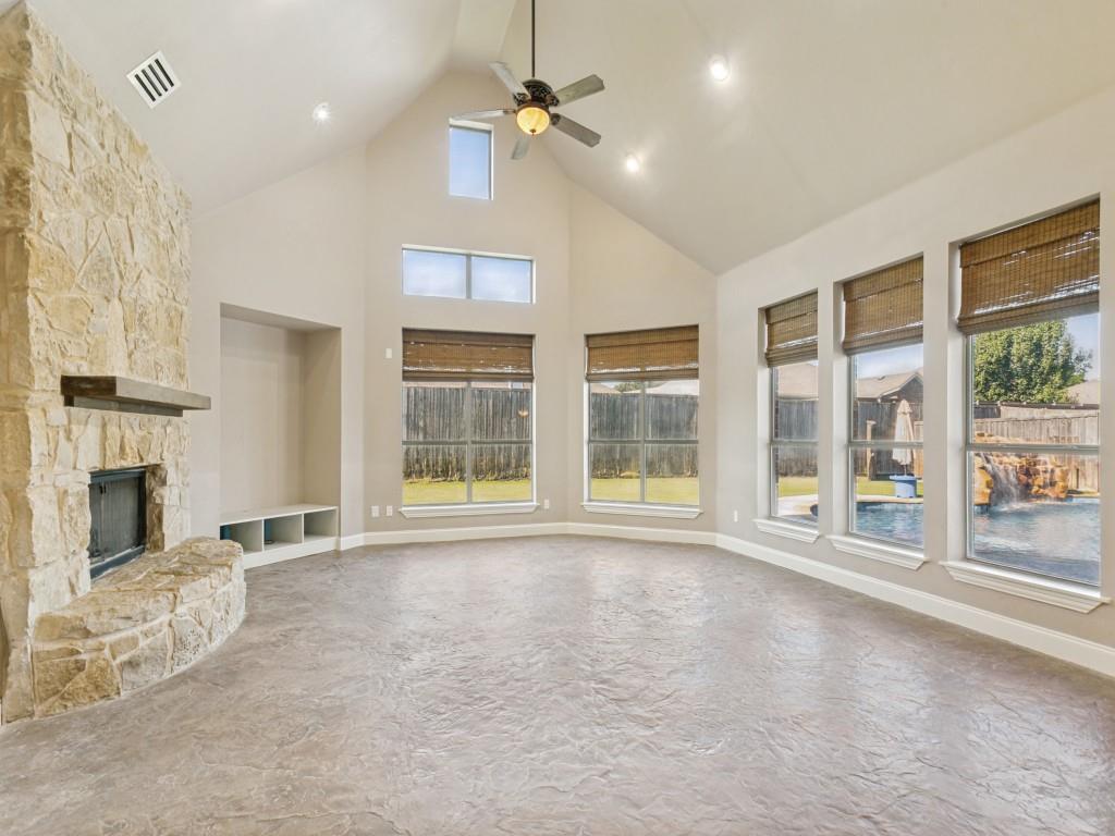 4304 Tree House Lane Corinth, TX 76208 - Photo 7 of 25