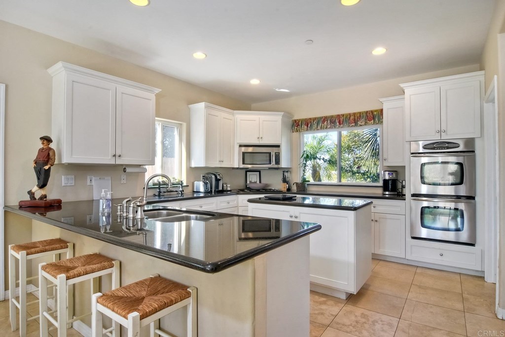 2244 Alta Vista Drive Vista, CA 92084 - Photo 3 of 45