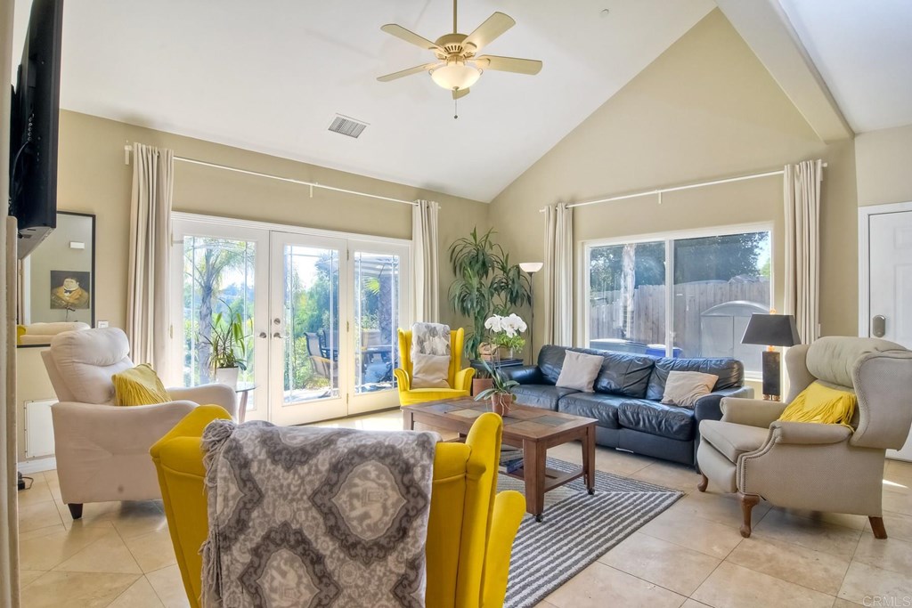 2244 Alta Vista Drive Vista, CA 92084 - Photo 4 of 45