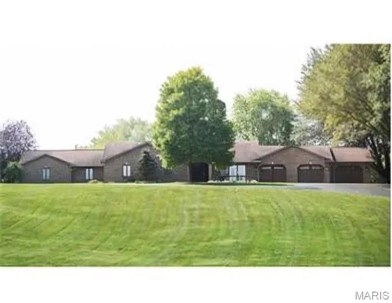 149 Bethel Road O'Fallon, IL 62269 - Photo 1 of 20