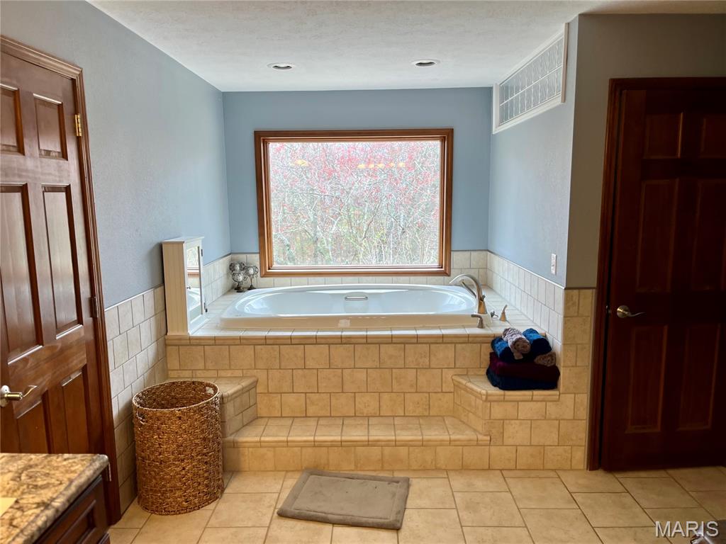 149 Bethel Road O'Fallon, IL 62269 - Photo 9 of 20