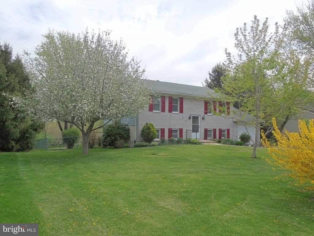 4190 Marlborough Road Dover, PA 17315 - Photo 1 of 23 Gallery Image 1