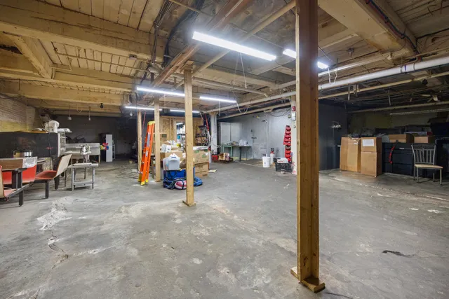 $1,500,000 | 145-147 Main Street, Waterville, ME 04901