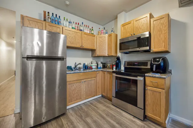 $1,500,000 | 145-147 Main Street, Waterville, ME 04901