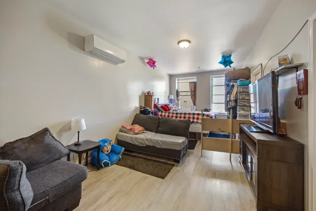 $1,500,000 | 145-147 Main Street, Waterville, ME 04901