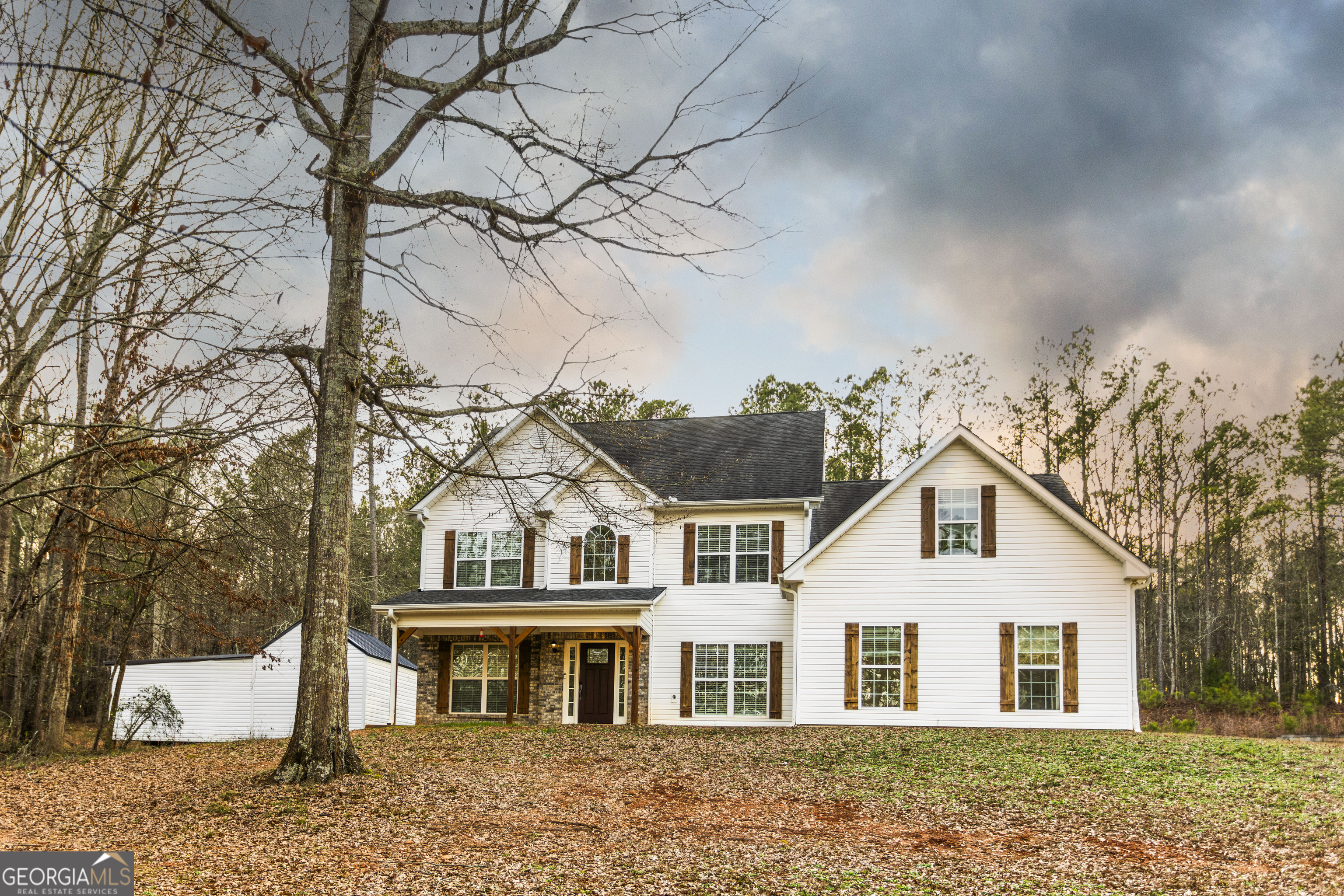 front view of house with a yard