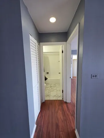 $1,250 | 336 Lathrop Avenue, Unit 502, Forest Park, IL 60130