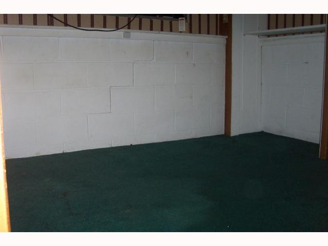 4899 Andrew Road Columbus, OH 43227 - Photo 10 of 13 Gallery Image 10