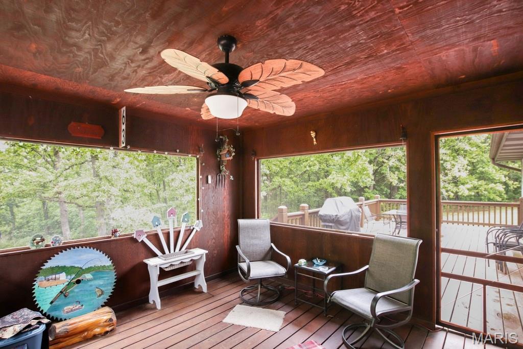 1066 Sun Meadow Road Bourbon, MO 65441 - Photo 23 of 31