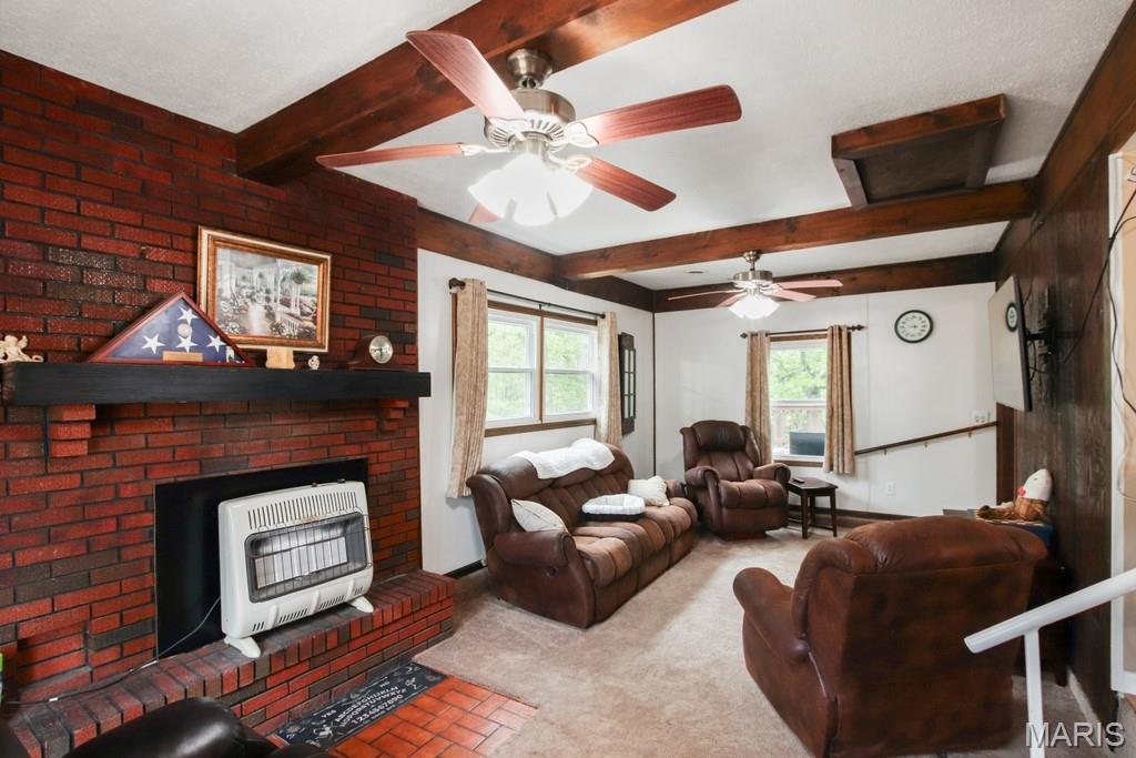 1066 Sun Meadow Road Bourbon, MO 65441 - Photo 6 of 31