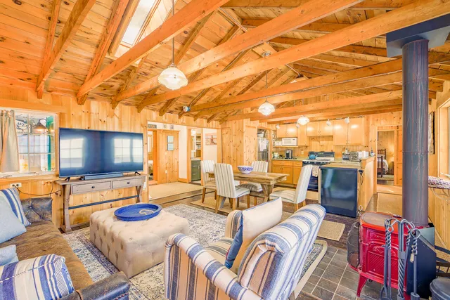 $999,900 | 1578 Pripet Wood Lane, Islesboro, ME 04848