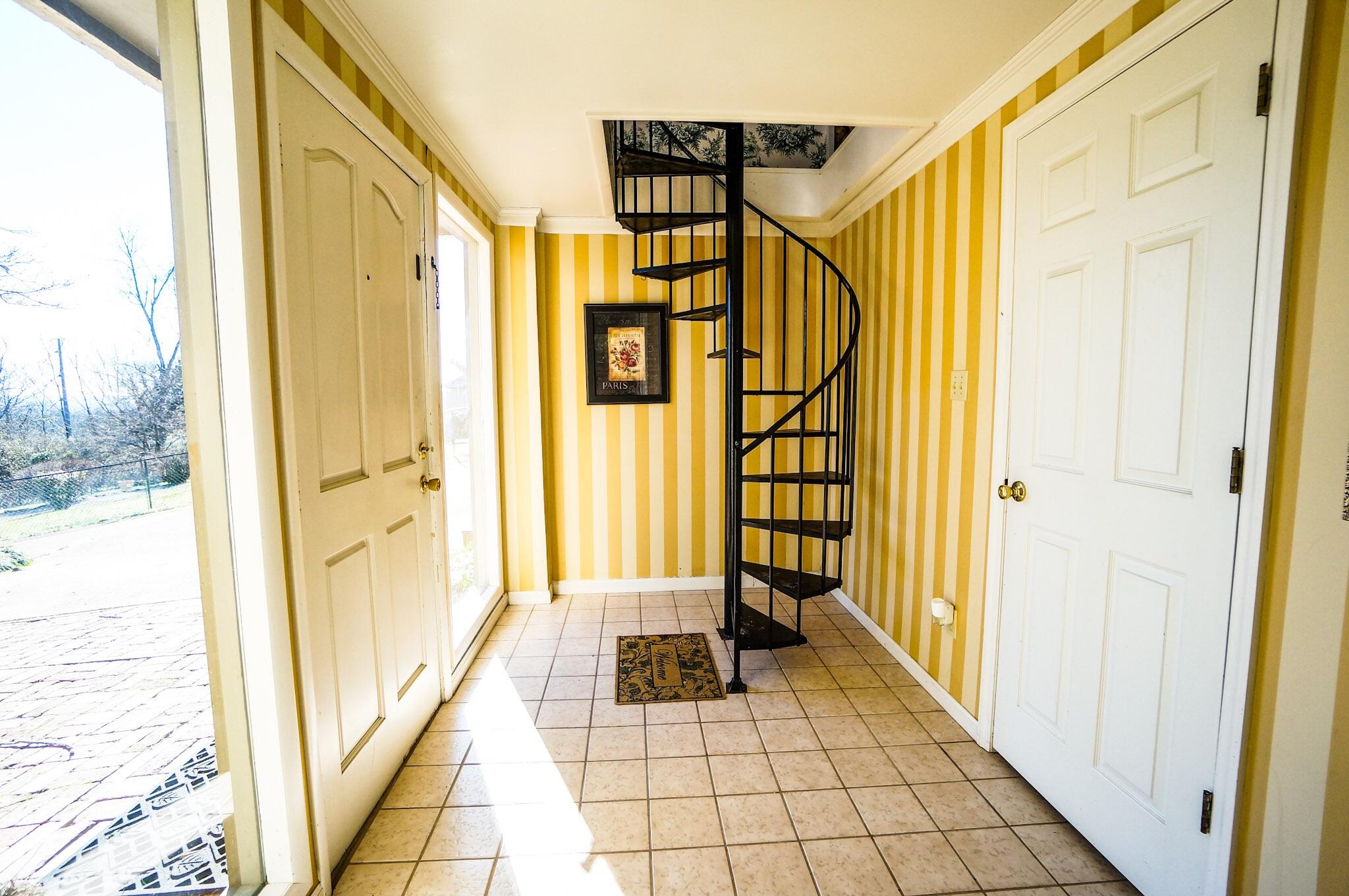 673 East Crest Road Chattanooga, TN 37404 - Photo 34 of 40 IMG_9154