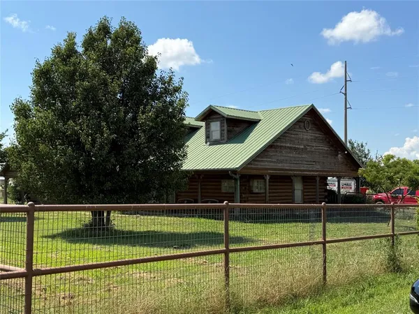 $399,999 | 1343 Gunter Road, Whitesboro, TX 76273