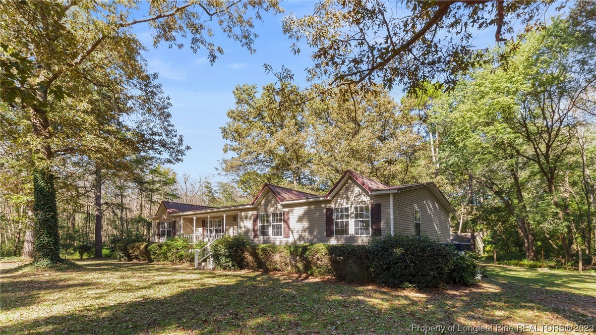 21621 Old Maxton Road Maxton, NC 28364 - Photo 4 of 38 Gallery Image 4