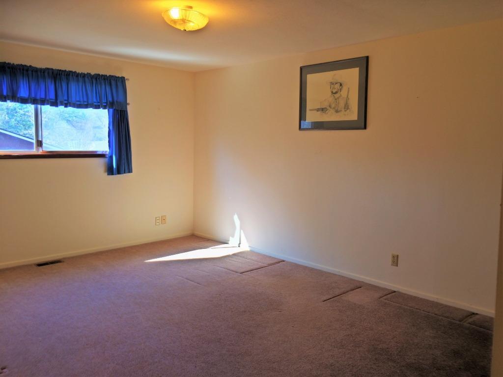 5600 Pioneer Road Medford, OR 97501 - Photo 17 of 35 Additional Photo