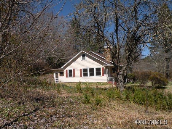 184 Cherryfield Loop Road Brevard, NC 28712 - Photo 3 of 24 Gallery Image 3
