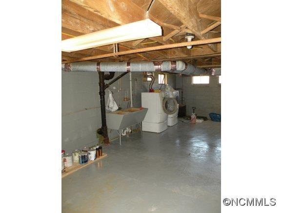 184 Cherryfield Loop Road Brevard, NC 28712 - Photo 21 of 24 Gallery Image 21