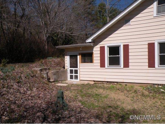 184 Cherryfield Loop Road Brevard, NC 28712 - Photo 6 of 24 Gallery Image 6