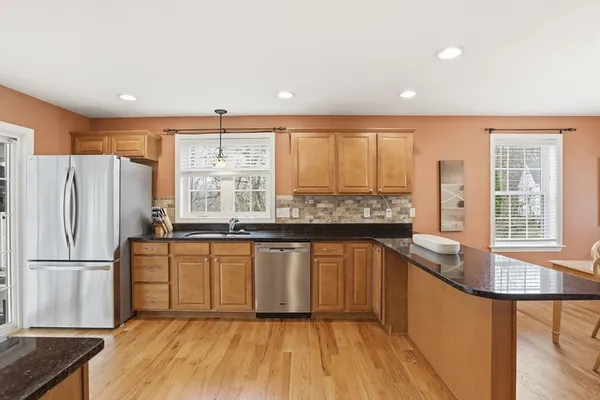 $699,000 | 6 Spinnaker Circle, Haverhill, MA 01830