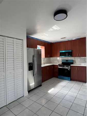 $2,850 | 13001 Southwest 53rd Street, Unit 13001, Miami, FL 33175