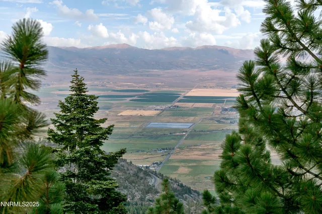 $325,000 | 305 Galaxy Lane, Unit 3, Stateline, NV 89449