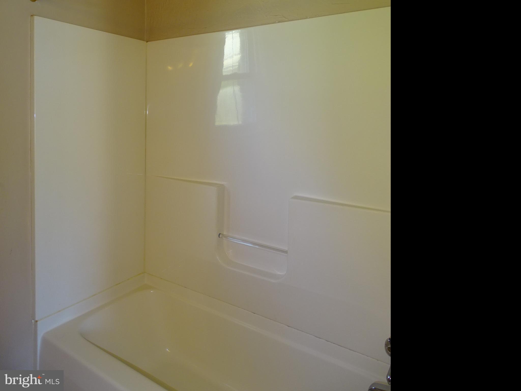 1127 Glendale Road York, PA 17403 - Photo 14 of 36 Gallery Image 14