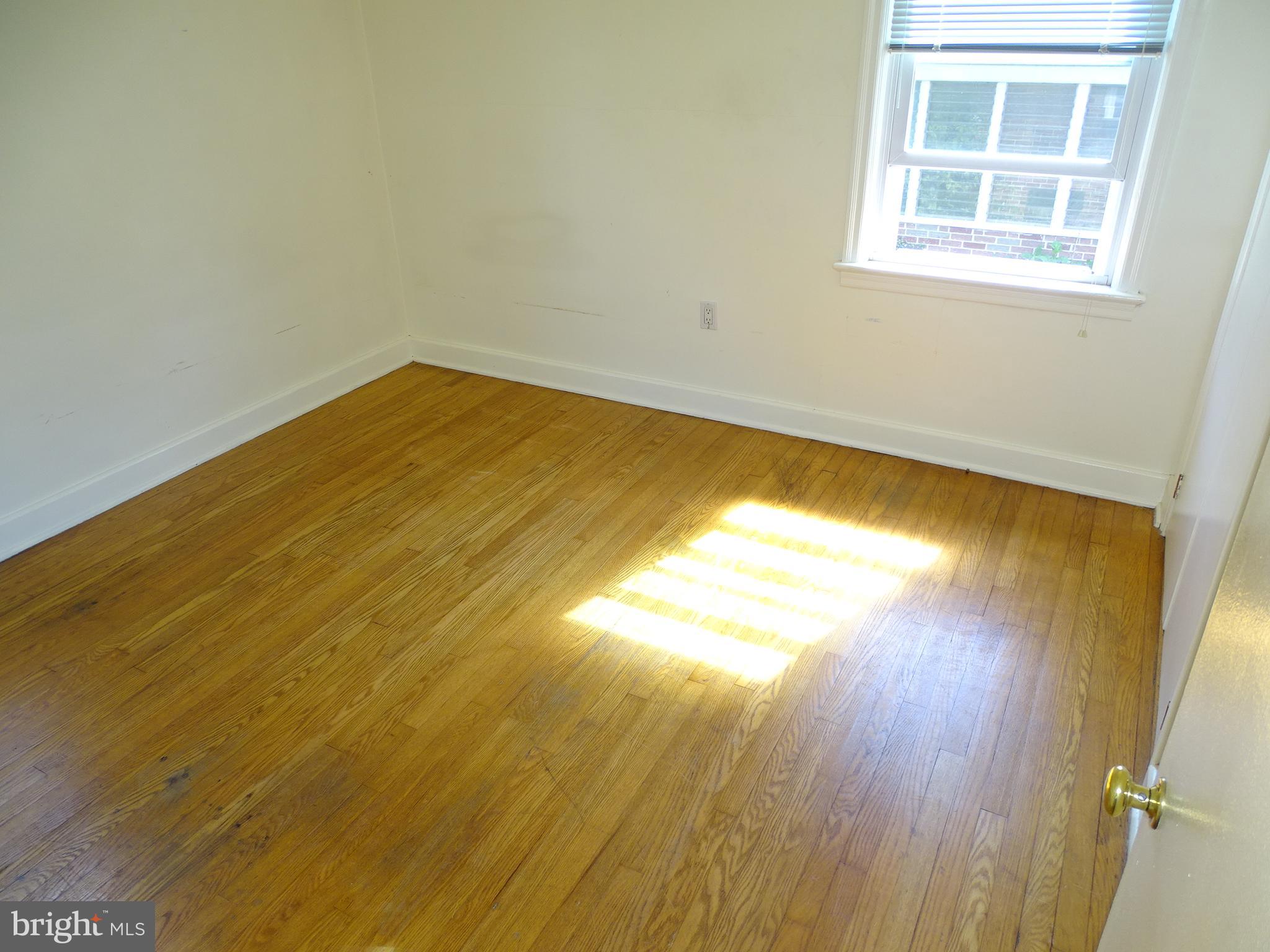 1127 Glendale Road York, PA 17403 - Photo 17 of 36 Gallery Image 17